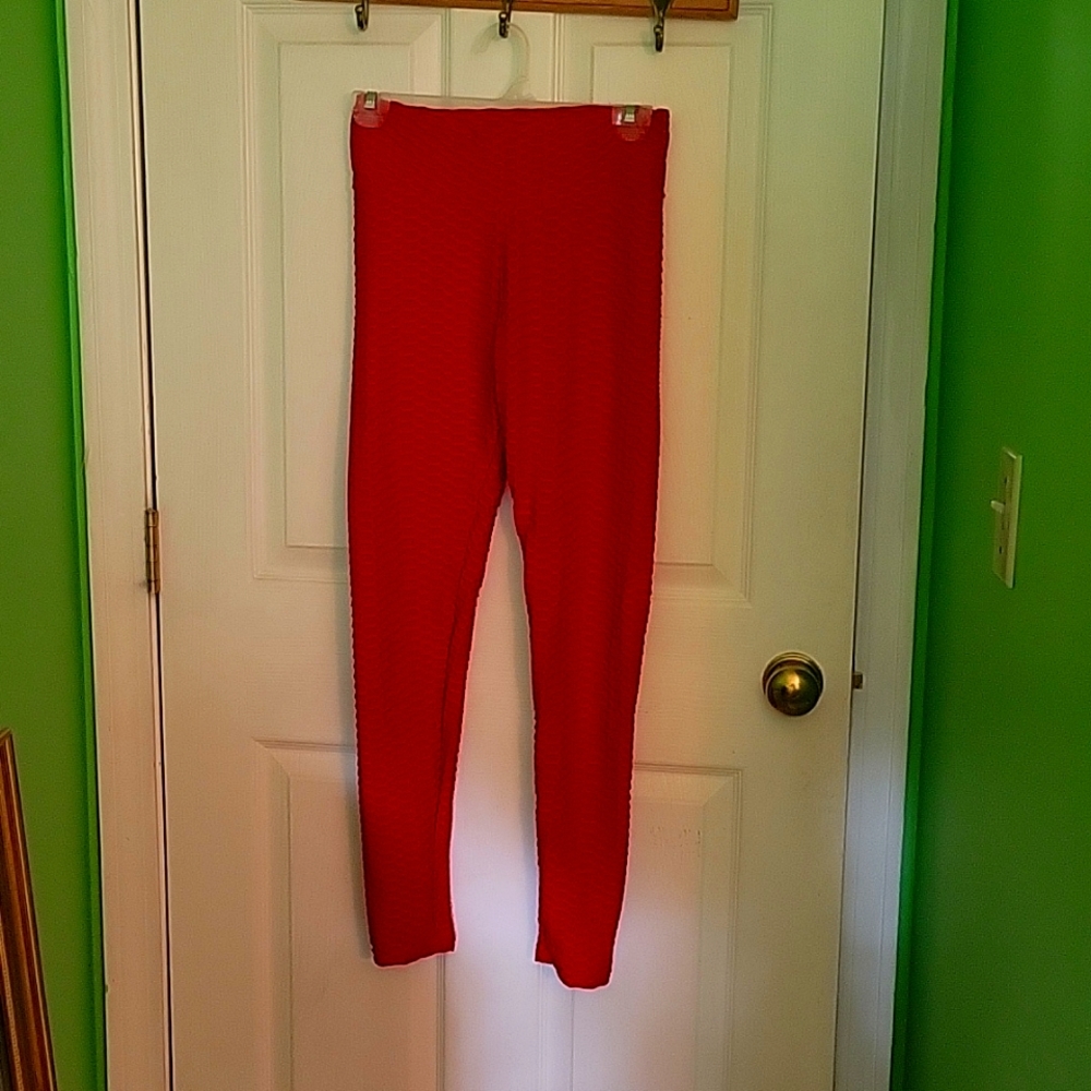 Medium Red Butt Scrunch Textured Active Leggings